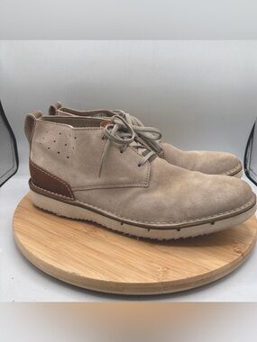 Clarks Men’s Capler Mid Calf Lace up Chukka Boot Sand Suede Size 11.5 M Casual